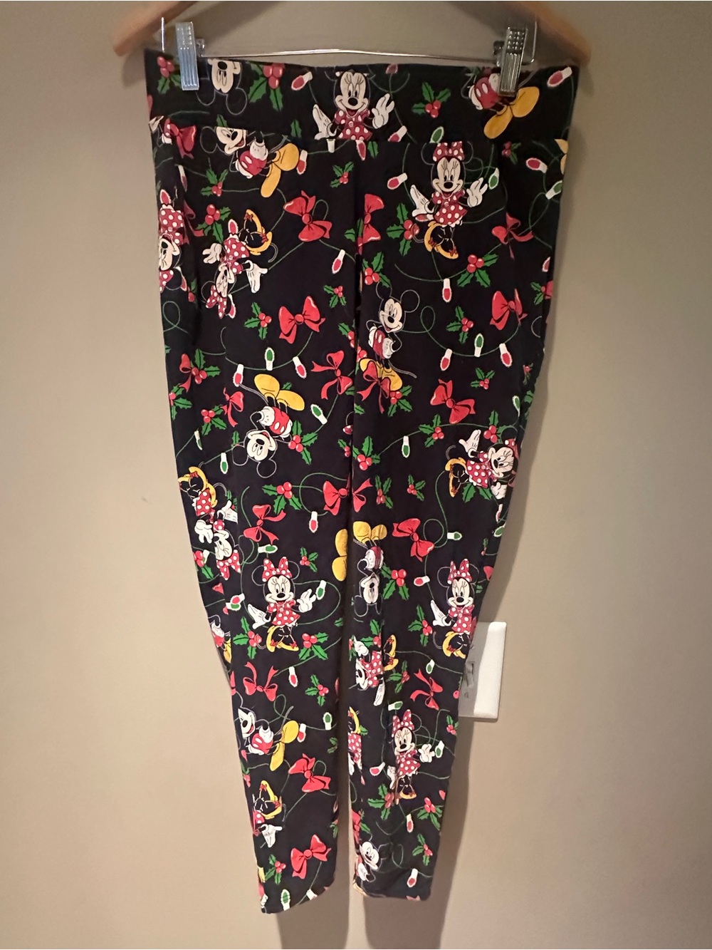 Torrid Disney Black Leggings Holiday Minnie Print size 1 (14/16)
